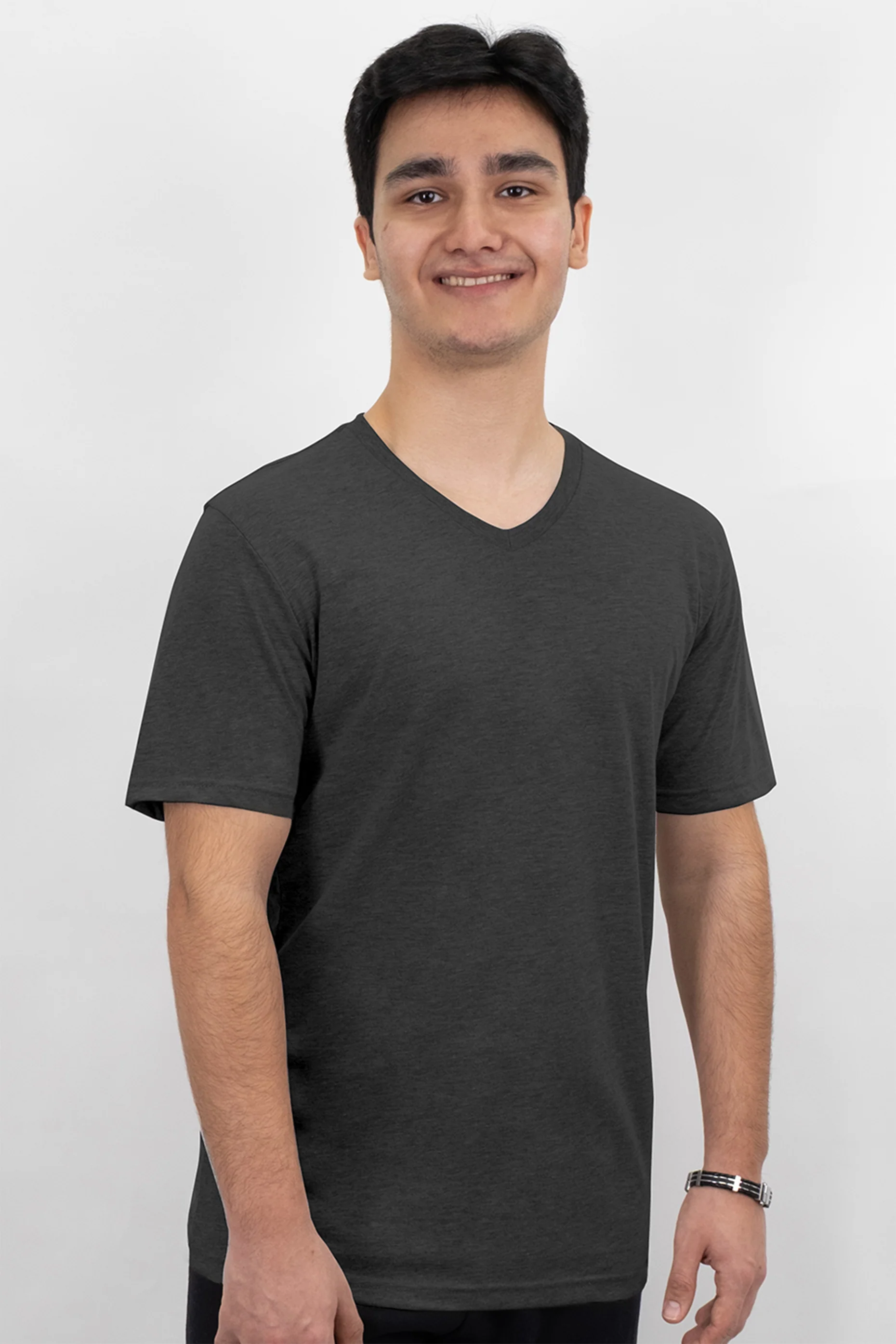 Laviva Sports V-Neck T-shirt - Image 3